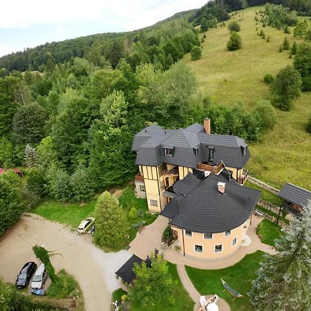 Montana Hotel Sucevita Bagian luar foto