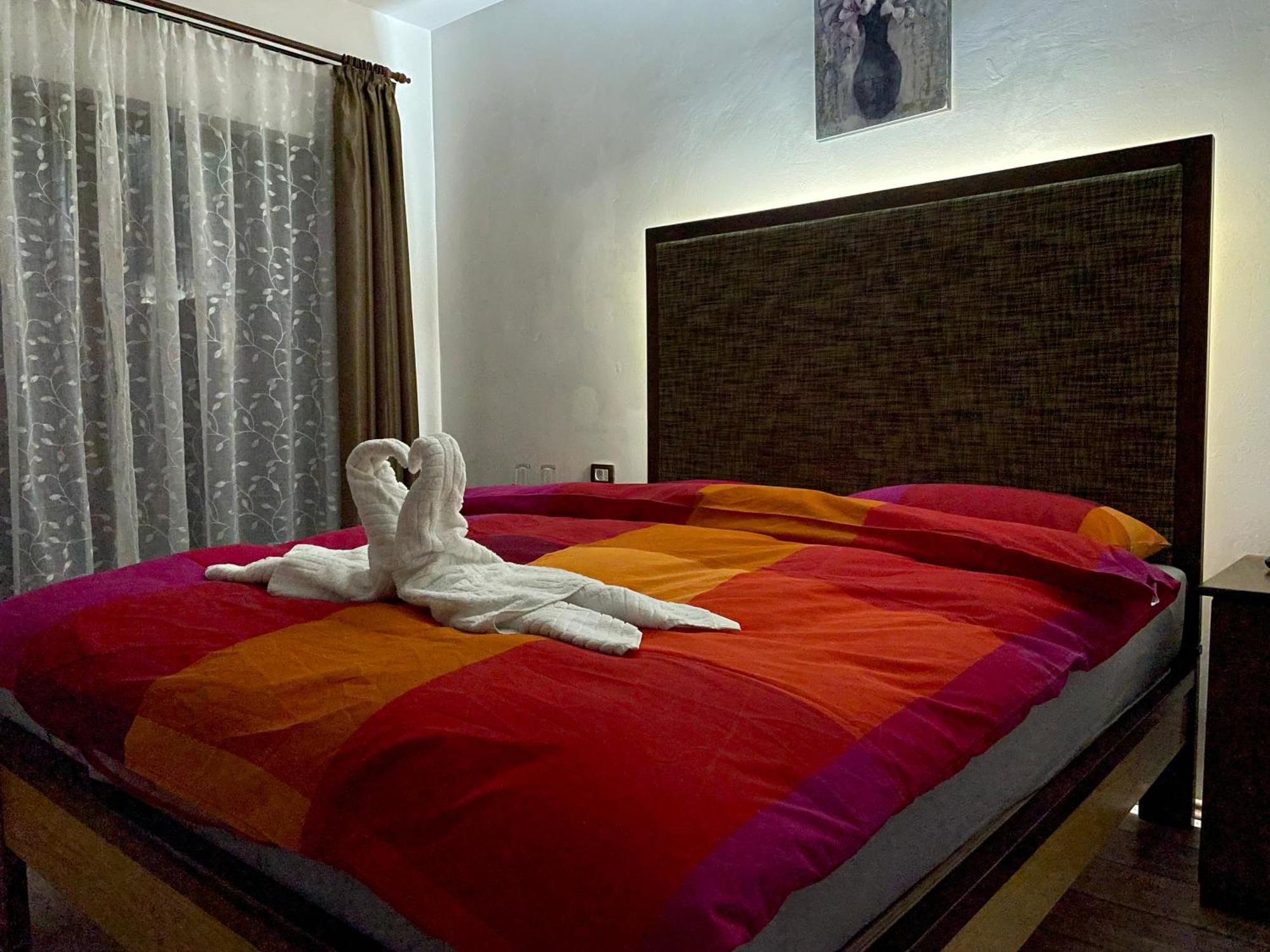 Montana Hotel Sucevita Bagian luar foto